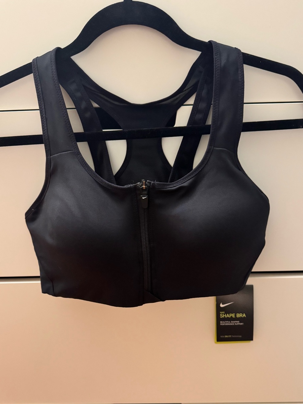 Nike DRI-FIT SHAPE HIGH-SUPPORT PADDED ZIP-FRONT SPORTS BRA